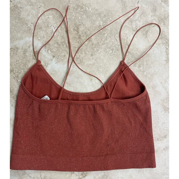 Urban Outfitters Out From Under Large shimmer crop tank - Picture 3 of 4